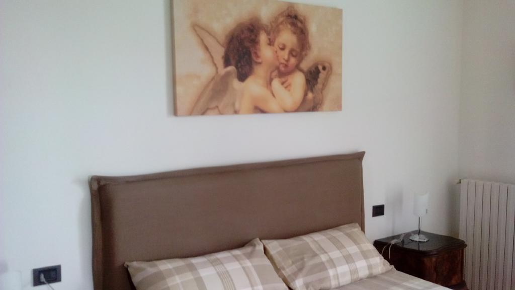 לינה וארוחת בוקר פרביאגו Crespi House חדר תמונה