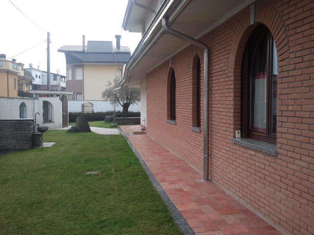 לינה וארוחת בוקר פרביאגו Crespi House מראה חיצוני תמונה
